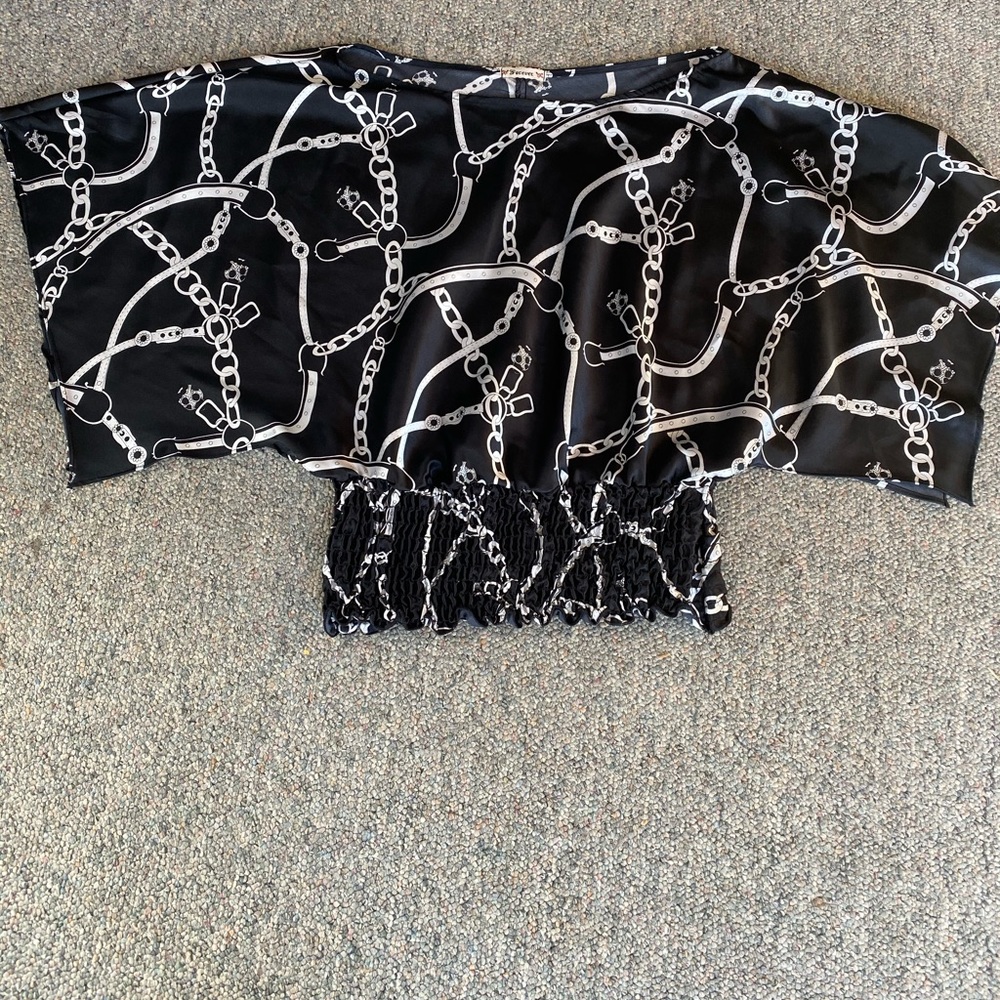 Beautiful flowey professional blouse